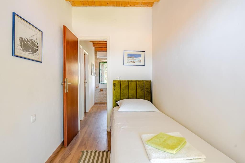 Pinta Apartments Lumbarda Eksteriør billede